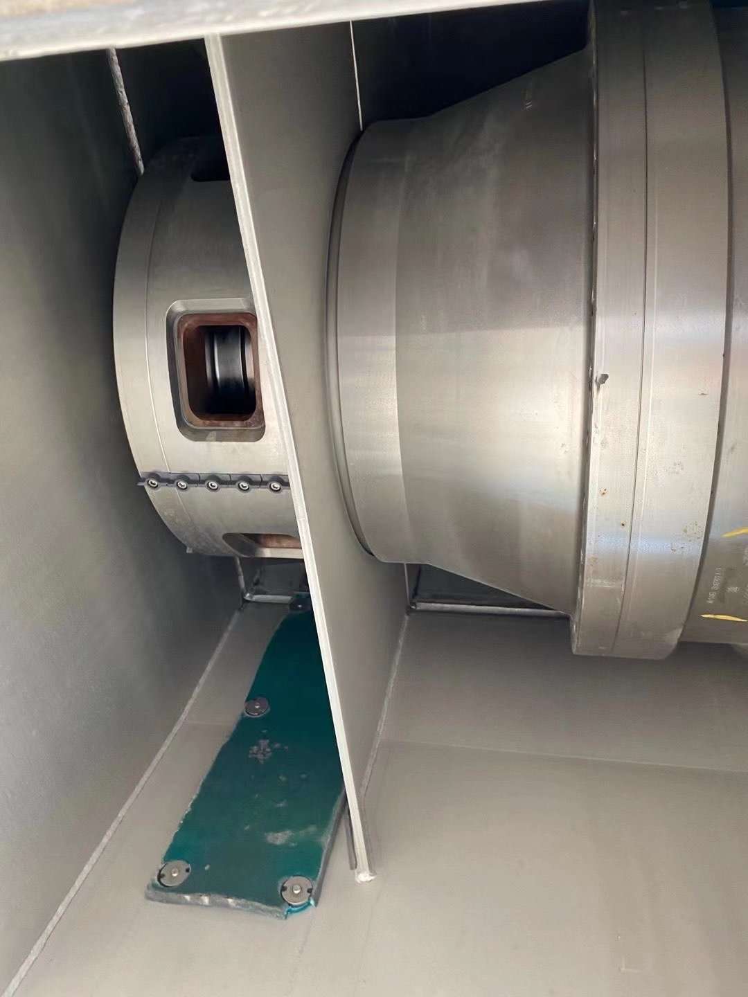 臥螺離心機