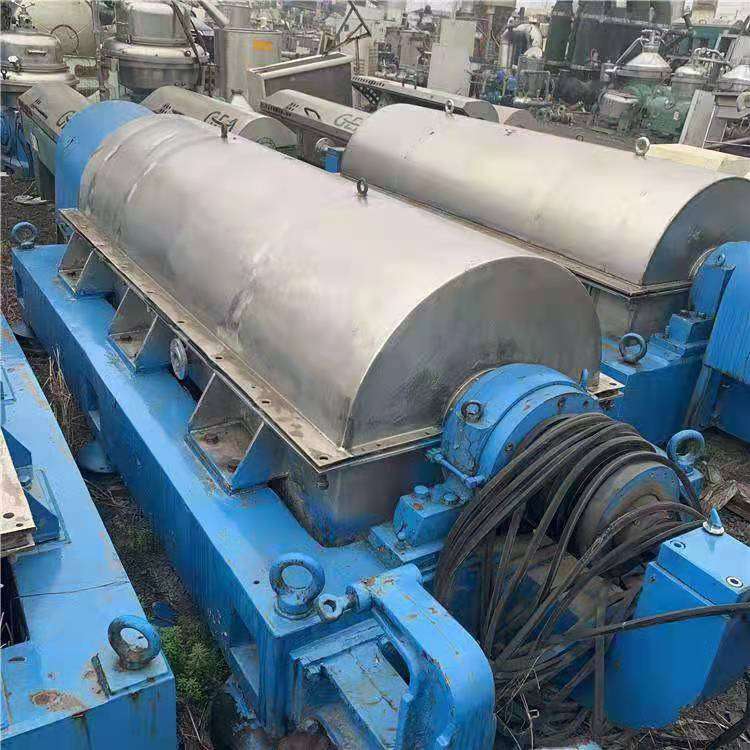臥螺離心機(jī)